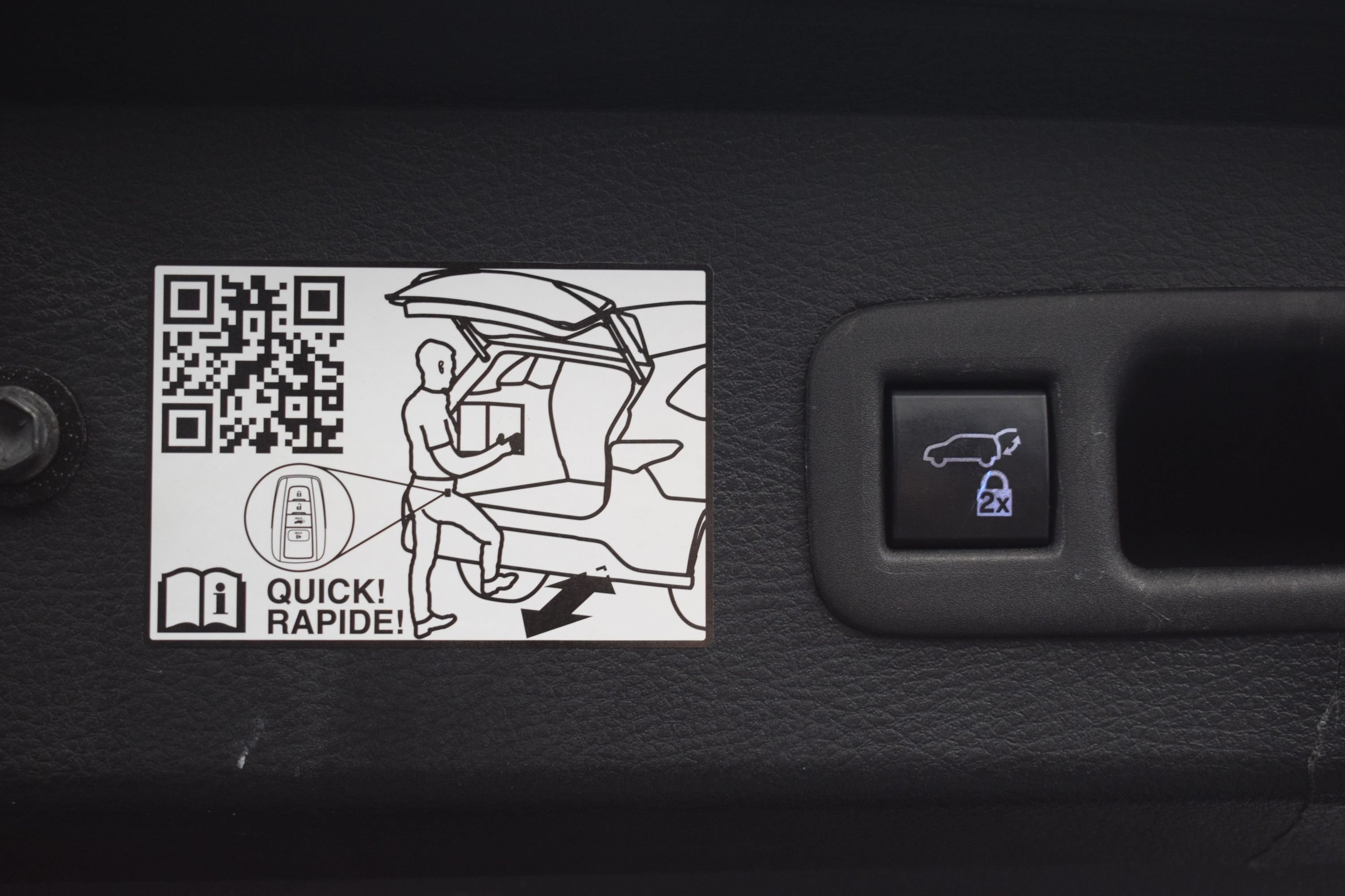 Used 2021 Toyota Sienna XLE FWD image 13