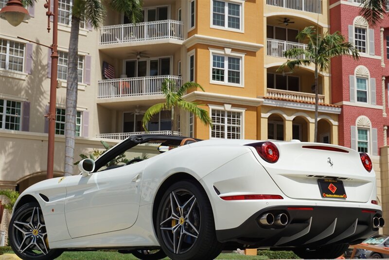 Used 2017 Ferrari California T RWD image 61