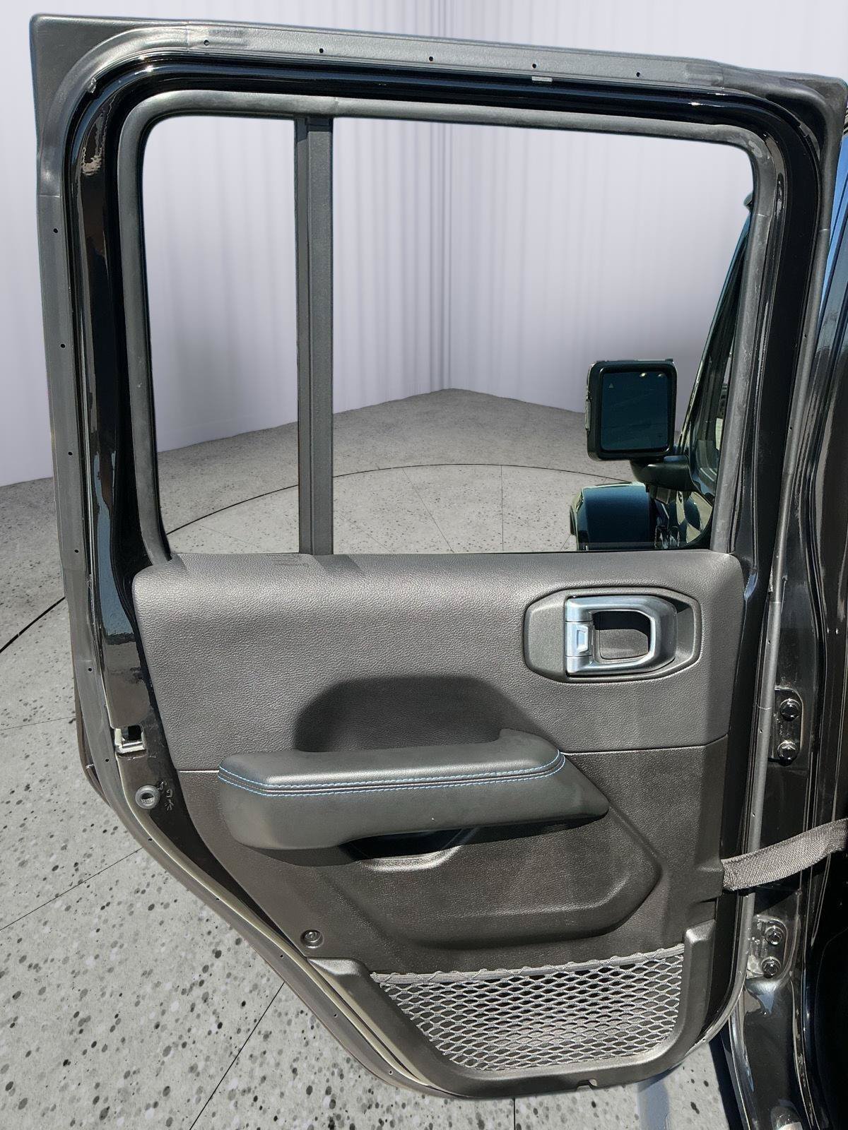 Used 2024 Jeep Wrangler High Altitude AWD/4WD image 18