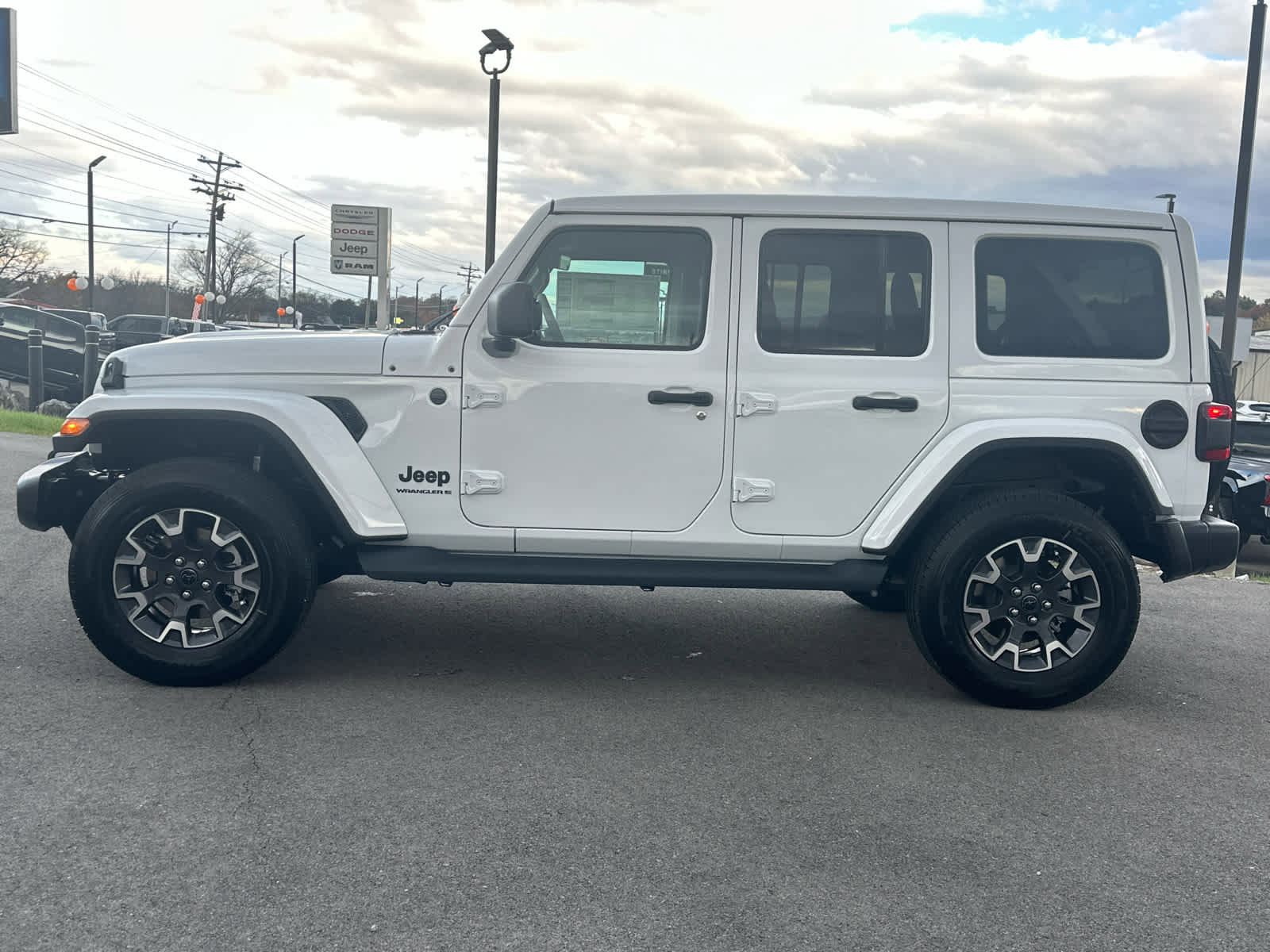 New 2026 Jeep Wrangler Unlimited Sahara image 9