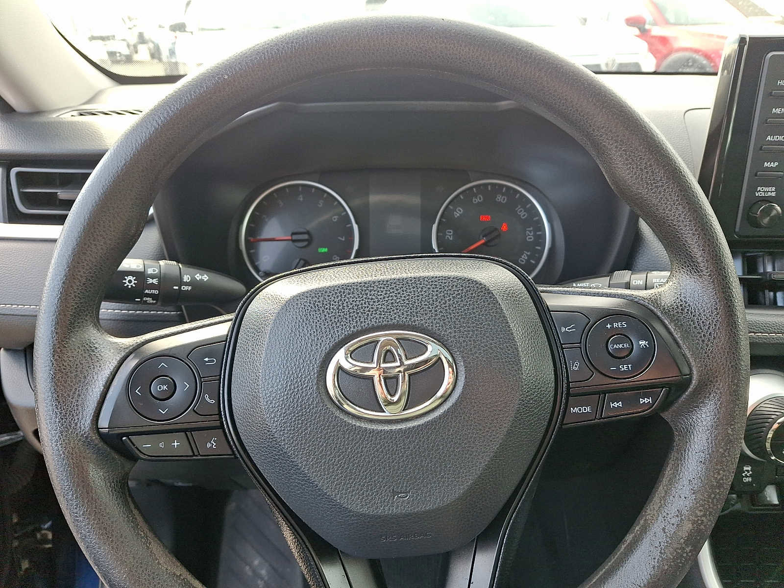 Used 2021 Toyota RAV4 XLE w/ Convenience Package image 21