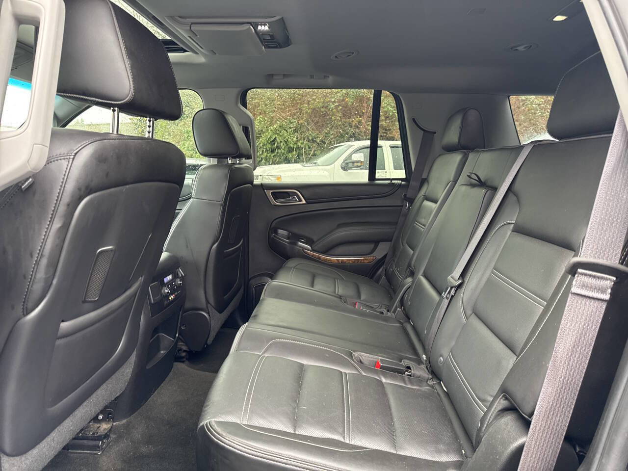 Used 2015 GMC Yukon Denali image 9