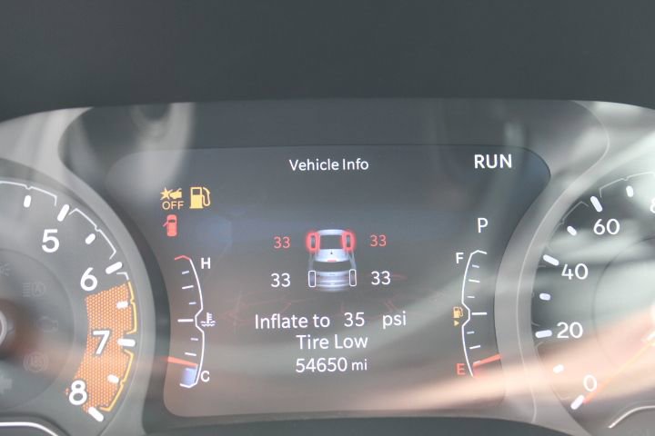 Used 2024 Jeep Compass Sport image 20