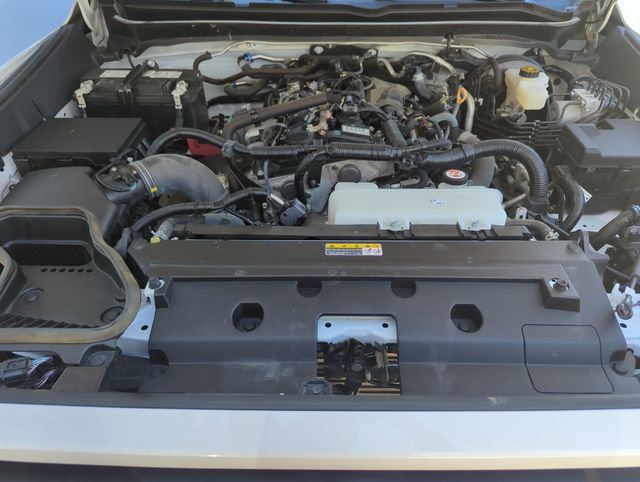 Used 2024 Toyota Tacoma TRD Off-Road image 23