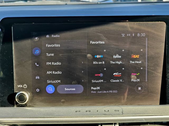 Used 2023 Toyota Prius LE FWD image 38