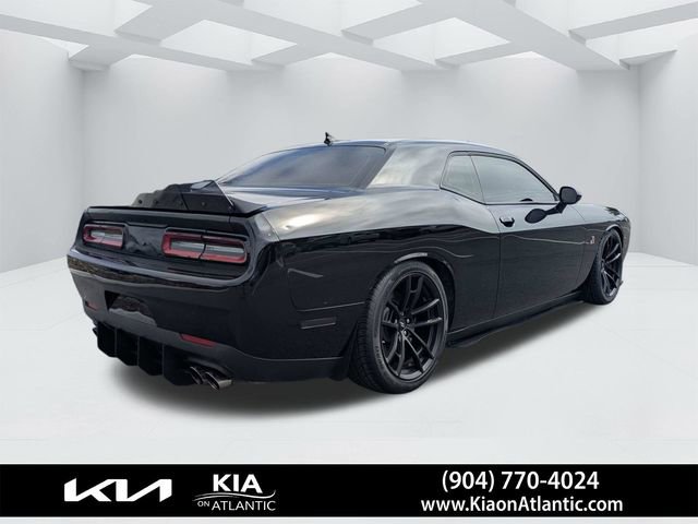 Used 2022 Dodge Challenger R/T Scat Pack w/ Dynamics Package image 3