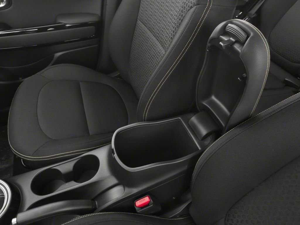 Used 2016 Kia Soul image 9