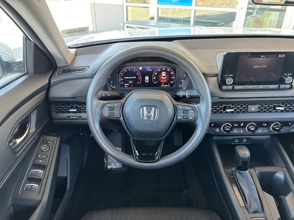 Used 2023 Honda Accord EX image 10