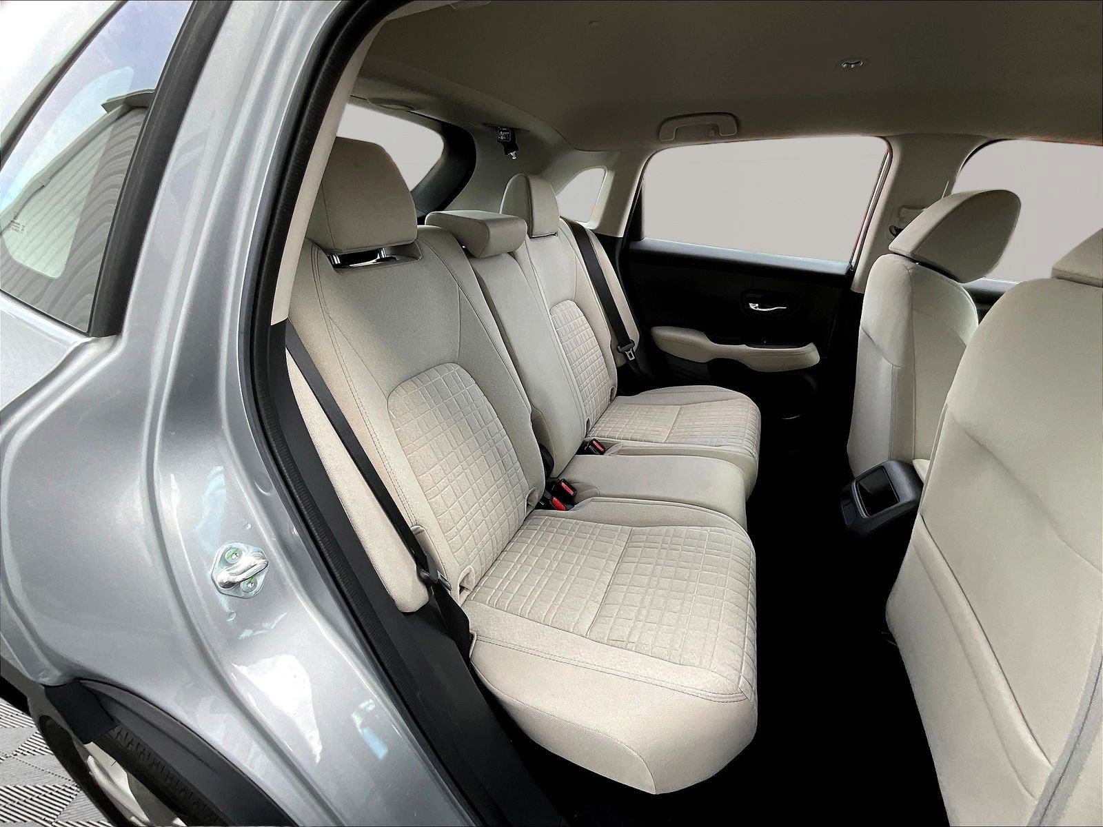 Used 2025 Honda HR-V LX image 23