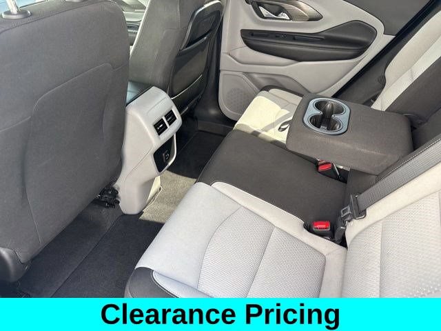 Used 2023 GMC Terrain SLE w/ Driver Convenience Package AWD/4WD image 30