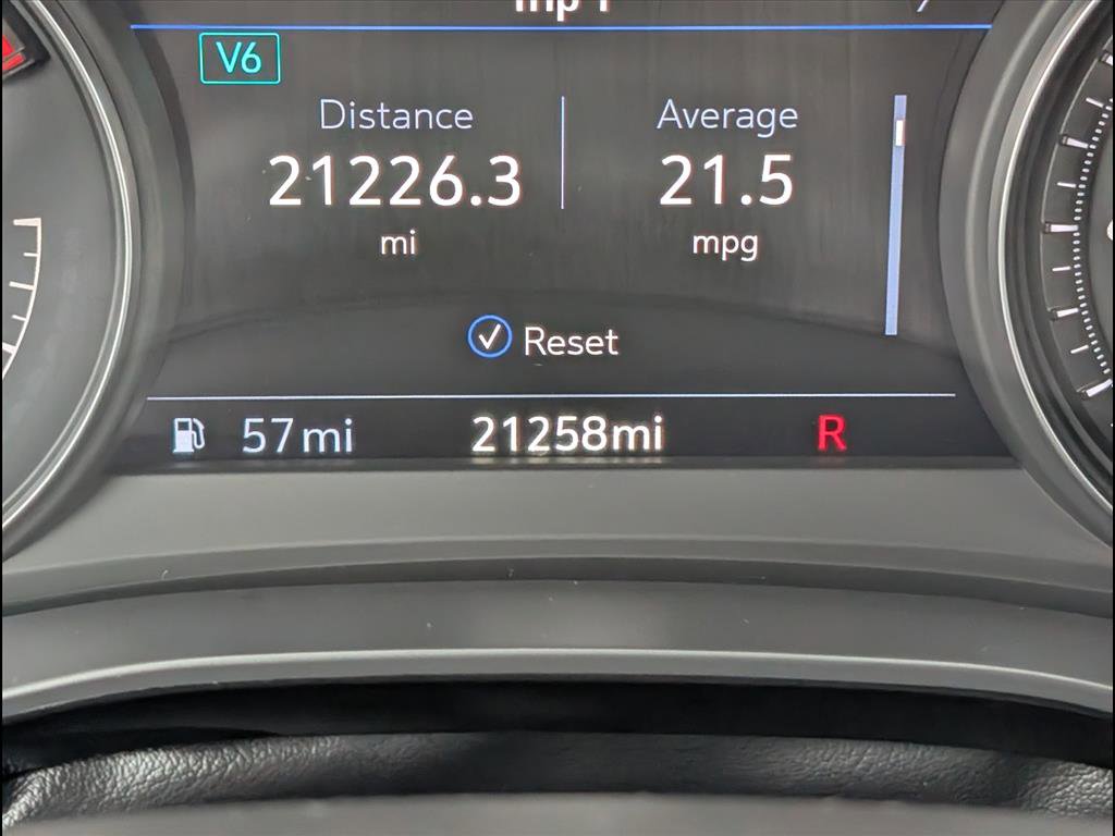 Used 2024 Cadillac XT6 Premium Luxury w/ Technology Package image 19