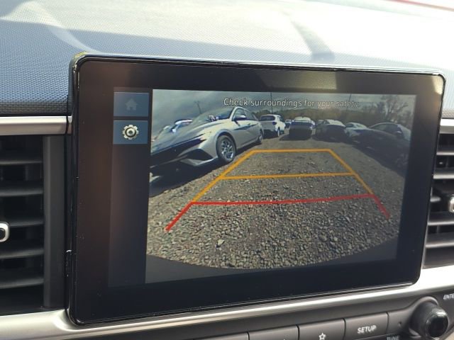 New 2026 Hyundai Venue SEL image 9