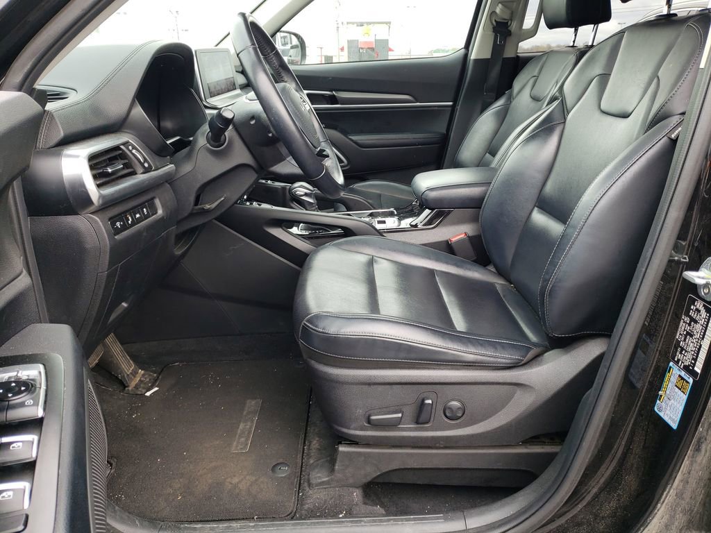 Used 2022 Kia Telluride S image 14