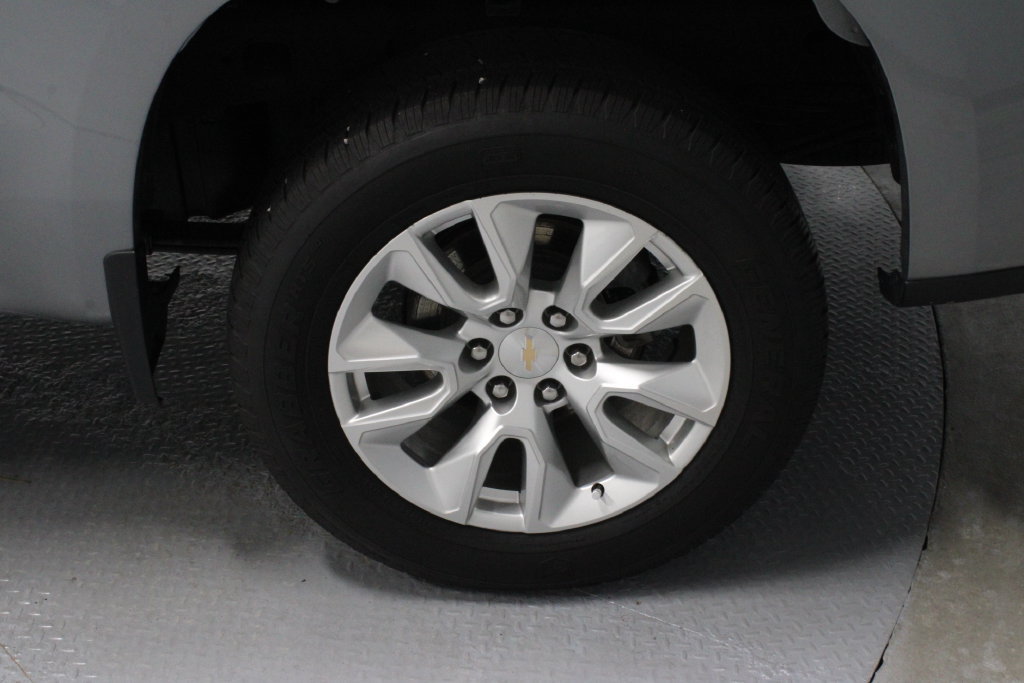 Used 2023 Chevrolet Silverado 1500 Custom AWD/4WD image 13