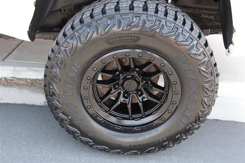 Used 2019 Toyota Tacoma SR5 AWD/4WD image 25