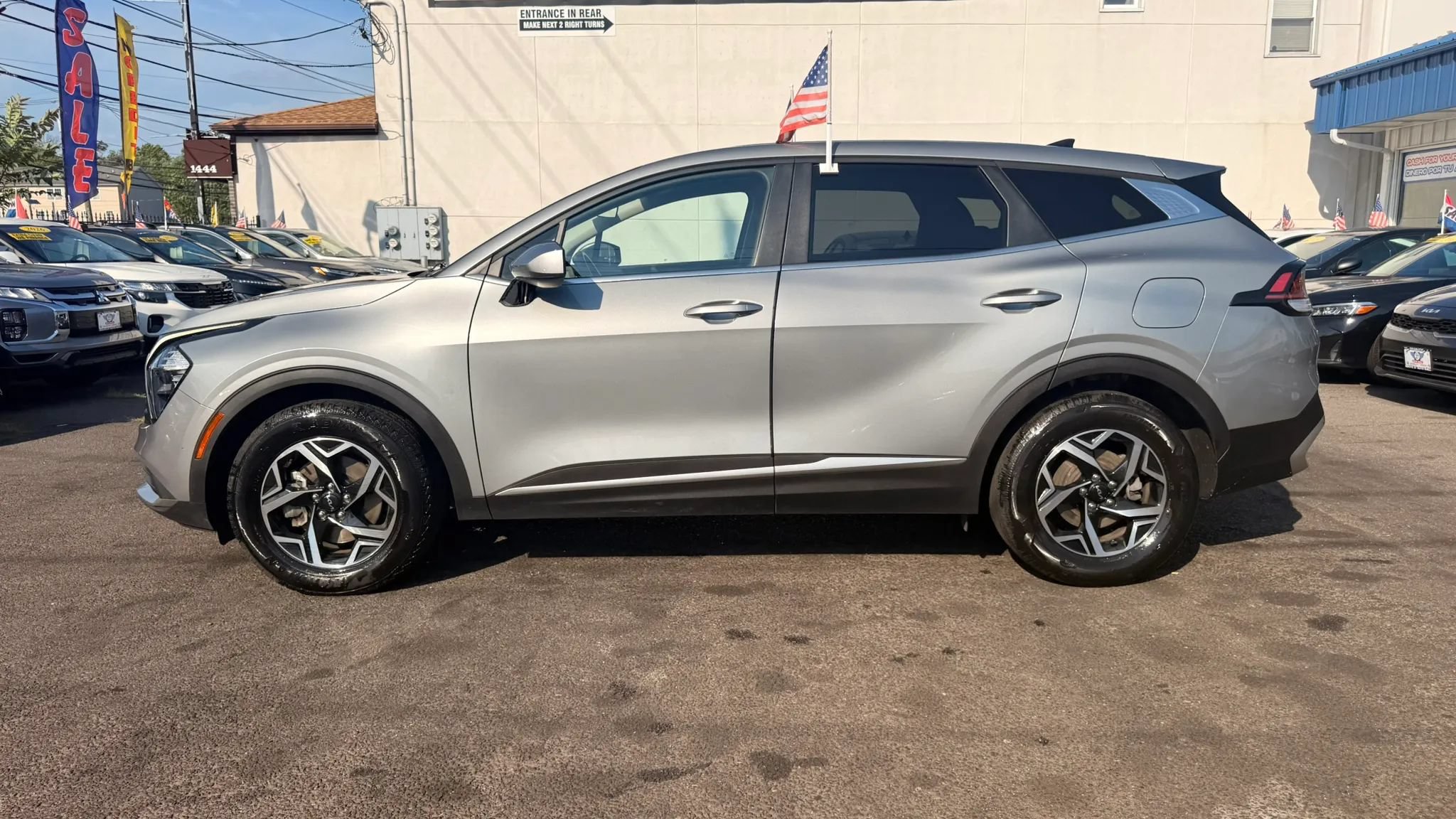Used 2023 Kia Sportage LX FWD image 10