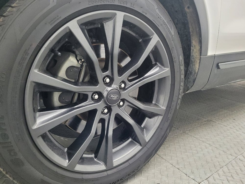 Used 2017 Ford Explorer XLT w/ Equipment Group 202A image 31