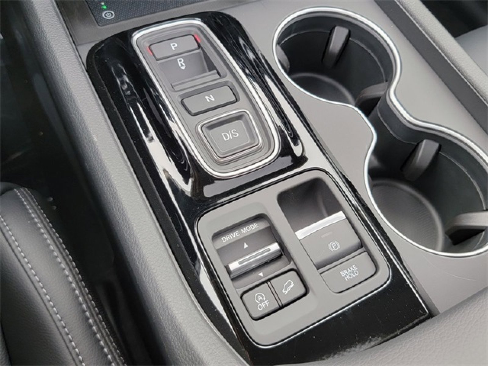 New 2025 Honda Pilot Touring image 26