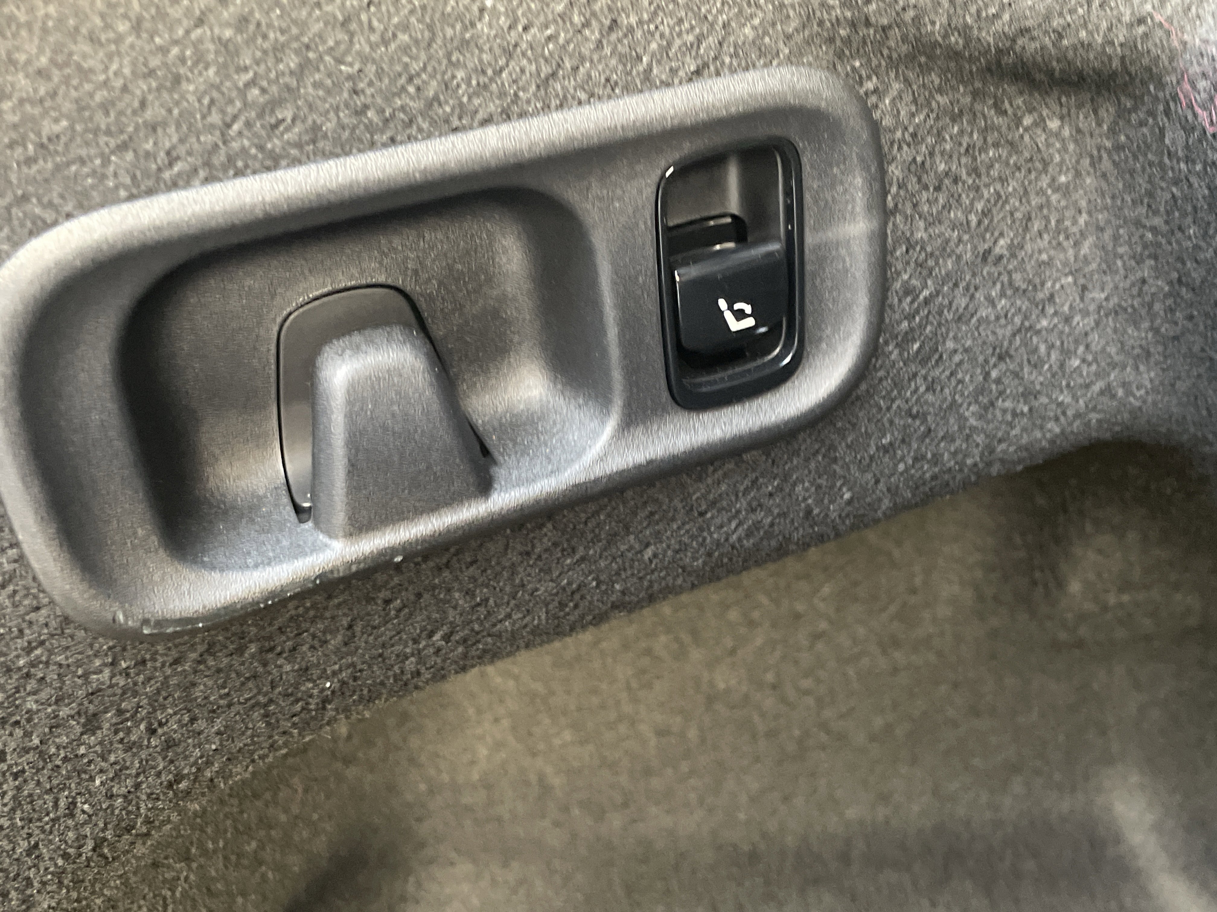 Certified 2024 Mercedes-Benz C 300 Sedan image 11