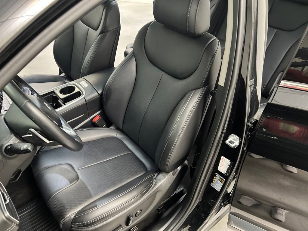 Used 2023 Hyundai Santa Fe SEL Premium image 9