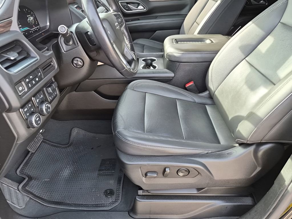 Used 2022 Chevrolet Tahoe Z71 w/ Off-Road Capability Package image 32