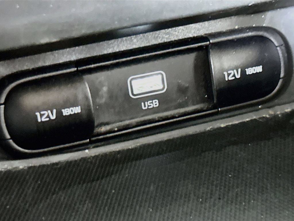 Used 2023 Kia Soul FWD image 29