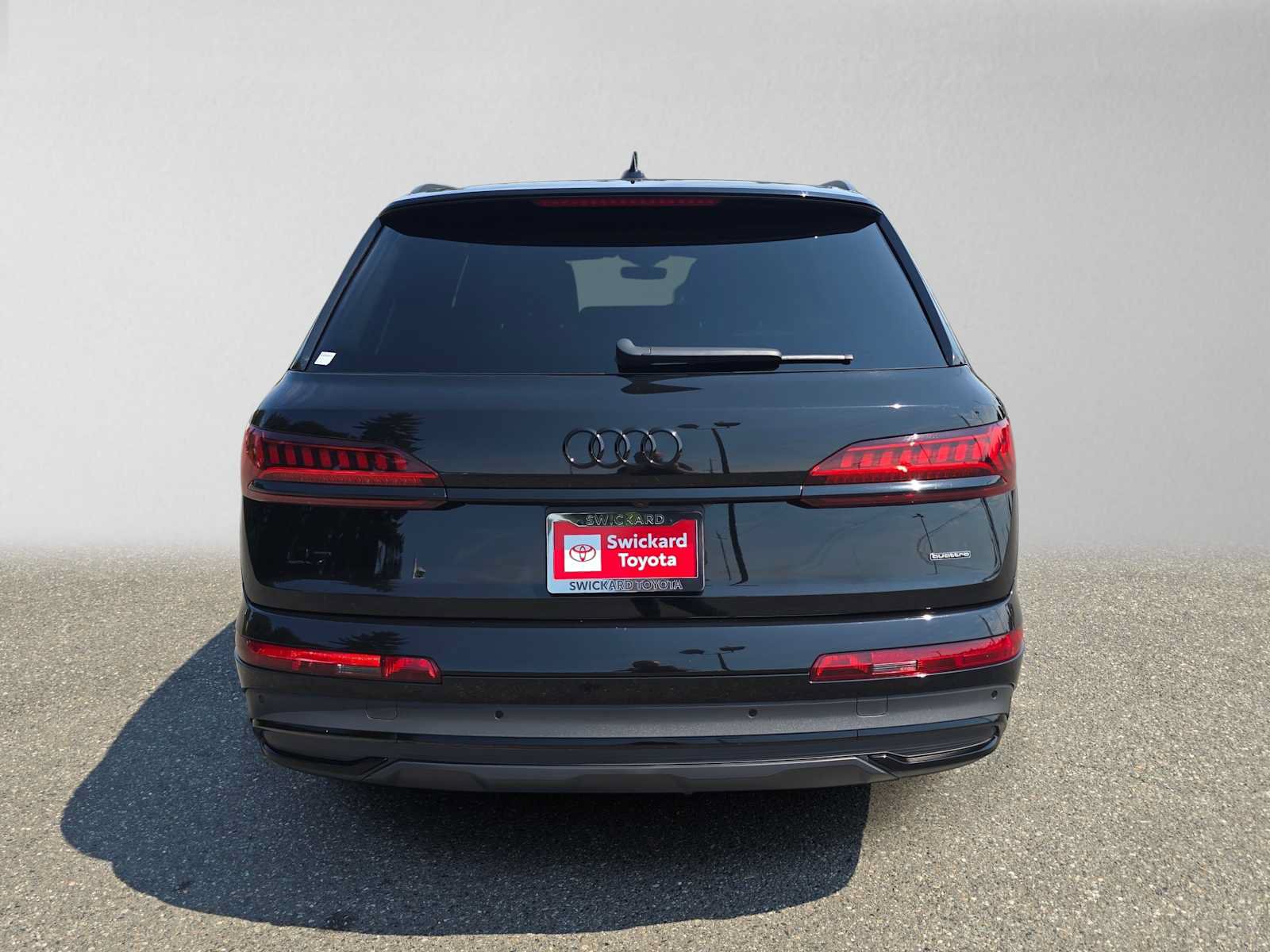 Used 2023 Audi Q7 2.0T Premium Plus w/ Premium Plus Package AWD/4WD image 4