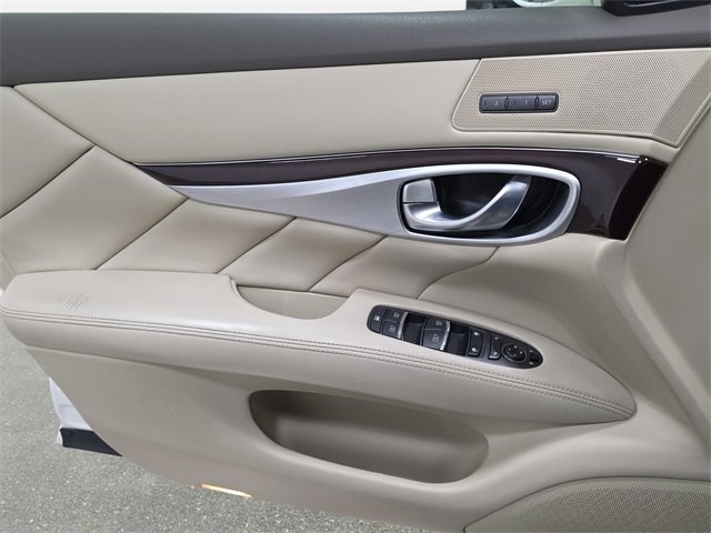 Used 2012 INFINITI M37 x w/ Premium Pkg image 27