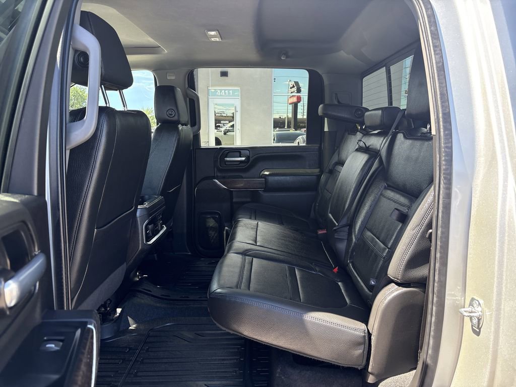 Used 2023 GMC Sierra 3500 Denali w/ Denali Ultimate Package image 27