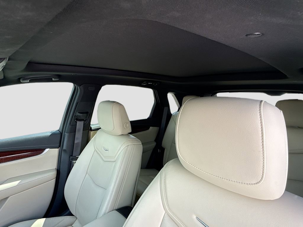 Used 2019 Cadillac XT5 Luxury image 26