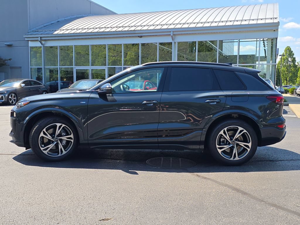 New 2027 Audi Q6 e-tron Prestige AWD/4WD image 5