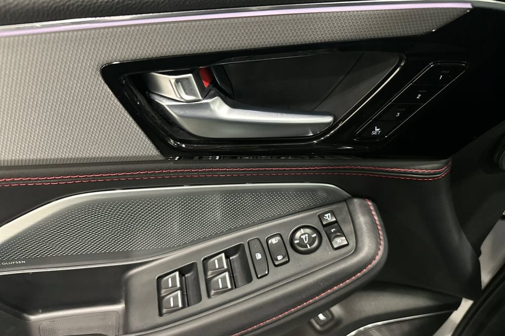 Used 2025 Acura MDX A-Spec AWD/4WD image 11