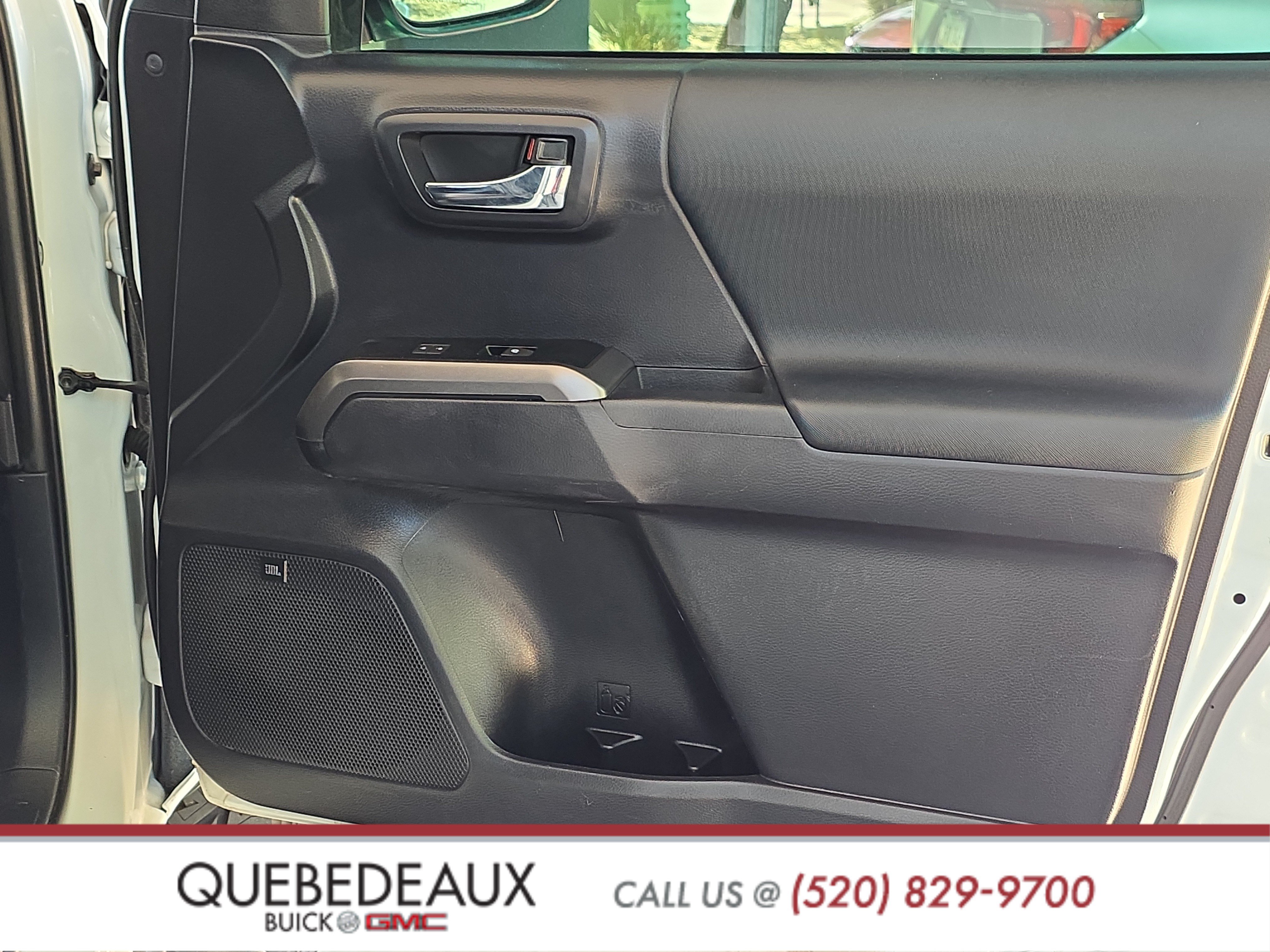 Used 2020 Toyota Tacoma TRD Pro AWD/4WD image 30