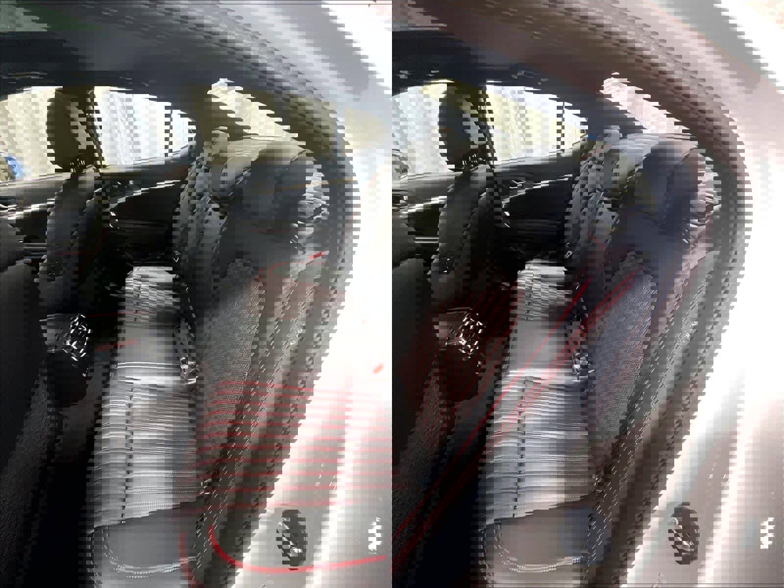 Used 2025 Genesis G70 3.3T Advanced AWD/4WD image 15