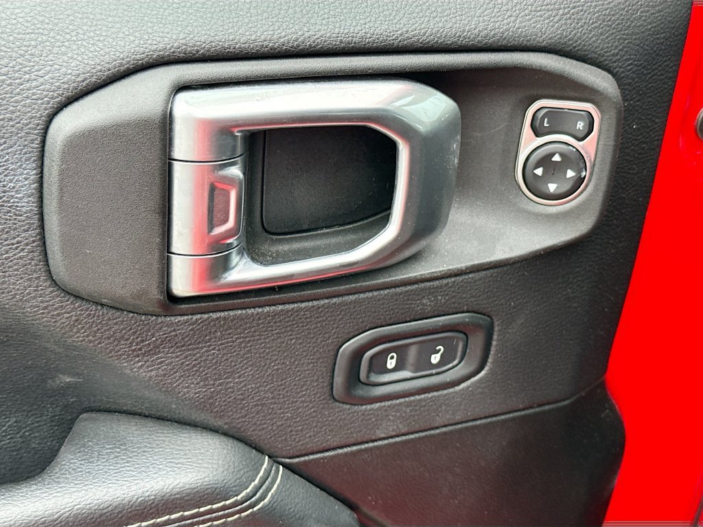 Certified 2022 Jeep Wrangler Unlimited Sahara w/ Cold Weather Group AWD/4WD image 19