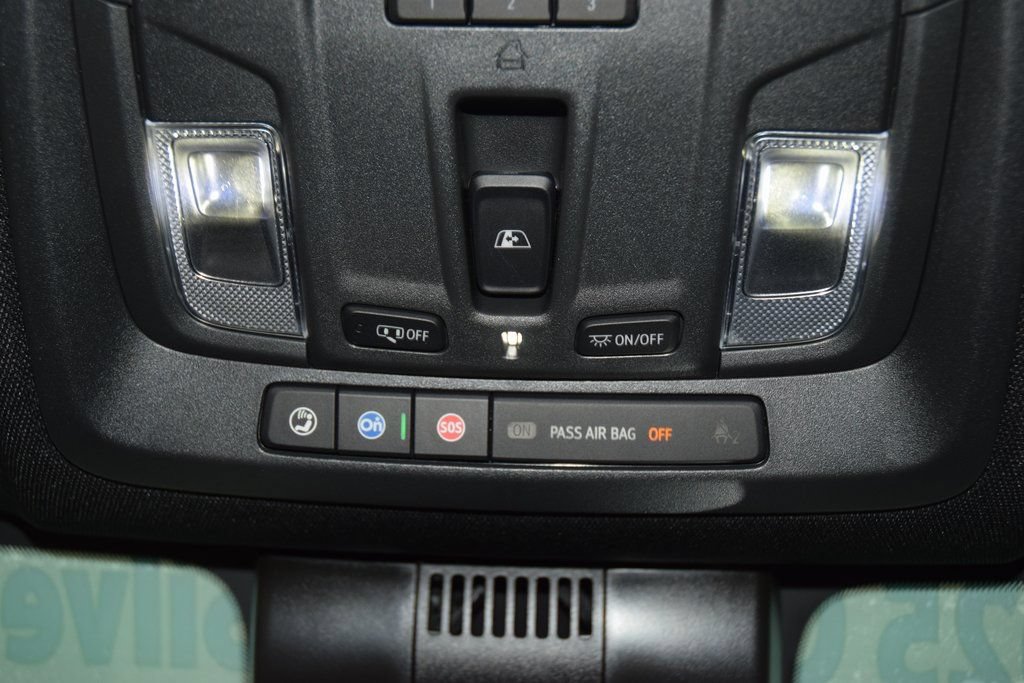 Used 2025 Chevrolet Silverado 1500 High Country w/ Midnight Edition AWD/4WD image 48