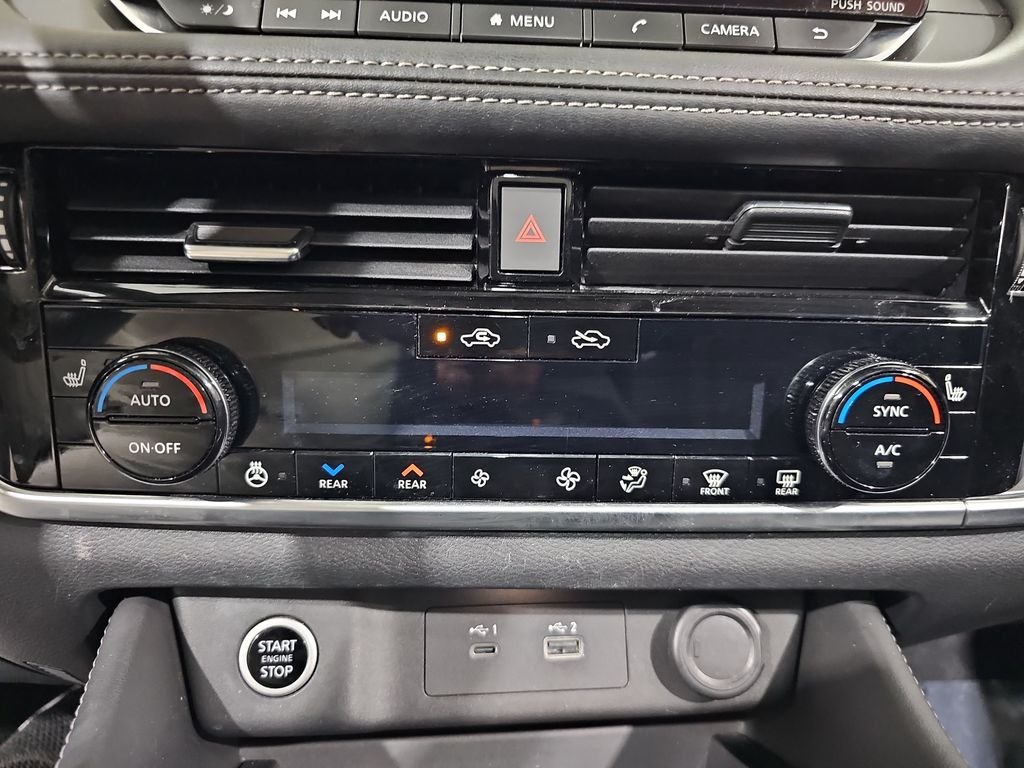 Used 2021 Nissan Rogue SL AWD/4WD image 26