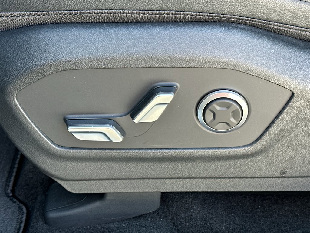 New 2026 Hyundai Santa Fe Limited AWD/4WD image 28