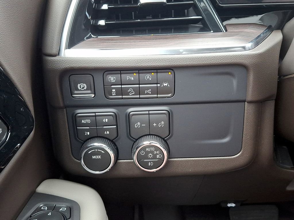 New 2026 Chevrolet Tahoe Z71 w/ Comfort Package image 16