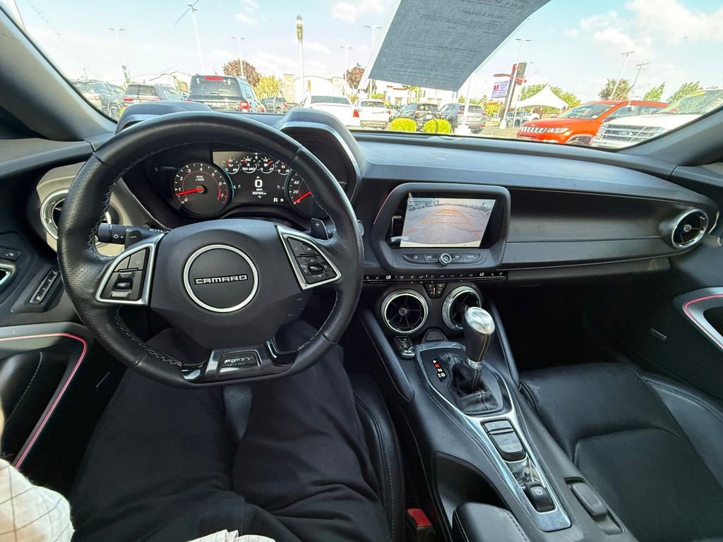 Used 2017 Chevrolet Camaro SS RWD image 13