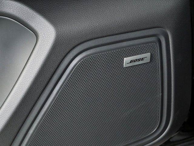 New 2026 Porsche Macan AWD/4WD image 7