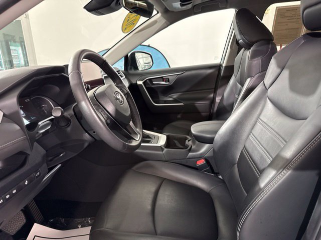 Used 2023 Toyota RAV4 XLE Premium FWD image 20