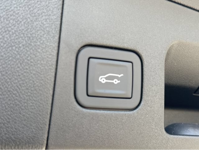 New 2026 Cadillac XT5 Premium Luxury w/ Driver Assist Package FWD image 32