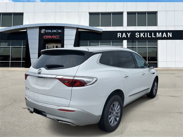 Used 2024 Buick Enclave Premium image 4