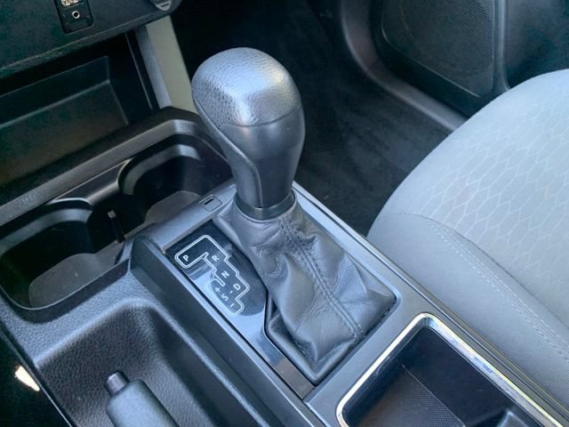 Used 2016 Toyota Tacoma SR w/ Towing Package AWD/4WD image 14