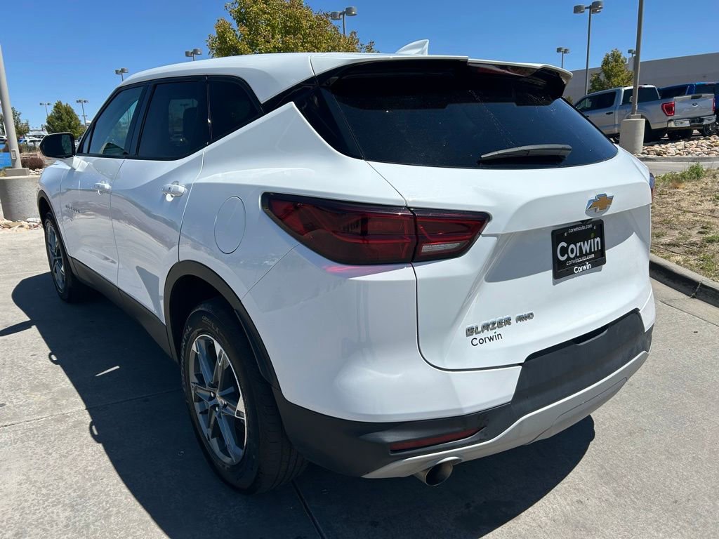 Used 2025 Chevrolet Blazer LT AWD/4WD image 5