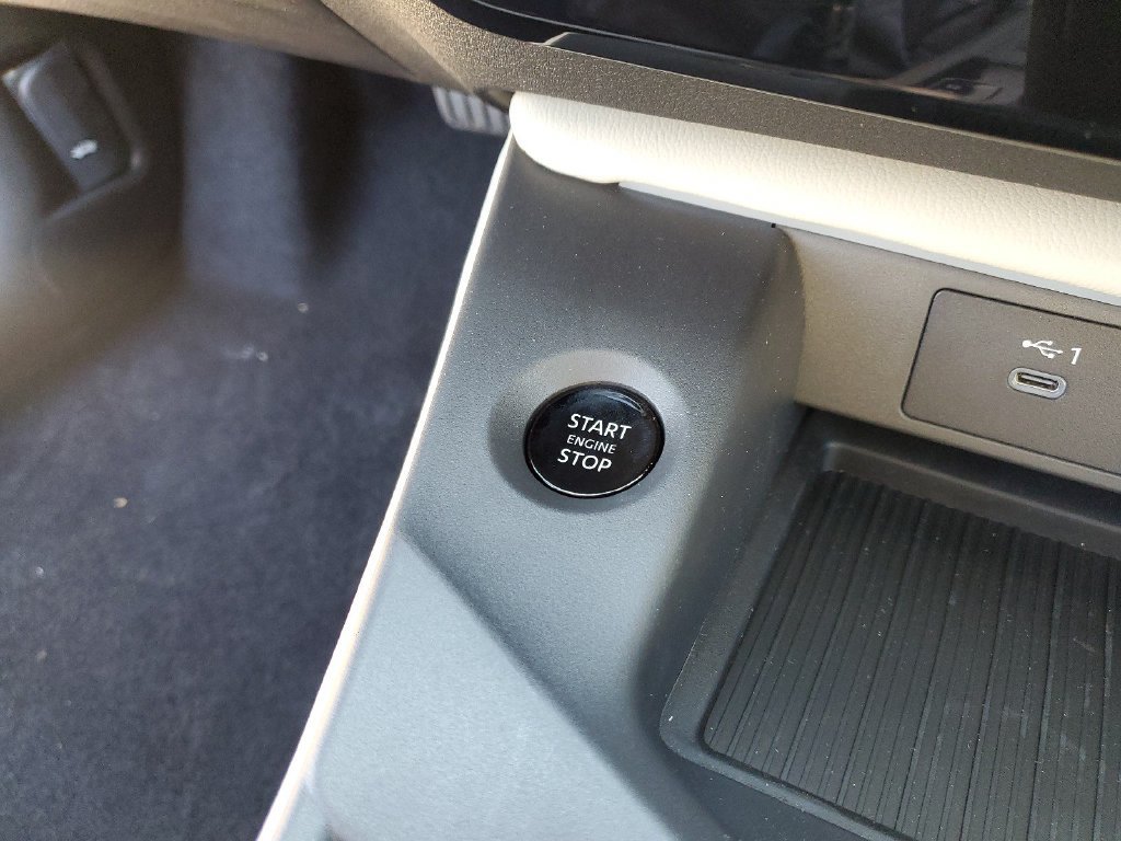 New 2026 Nissan Sentra SL w/ Floor Mat Package FWD image 29