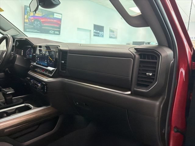 Used 2025 Chevrolet Silverado 1500 RST w/ LPO, Liner Protection Package AWD/4WD image 24