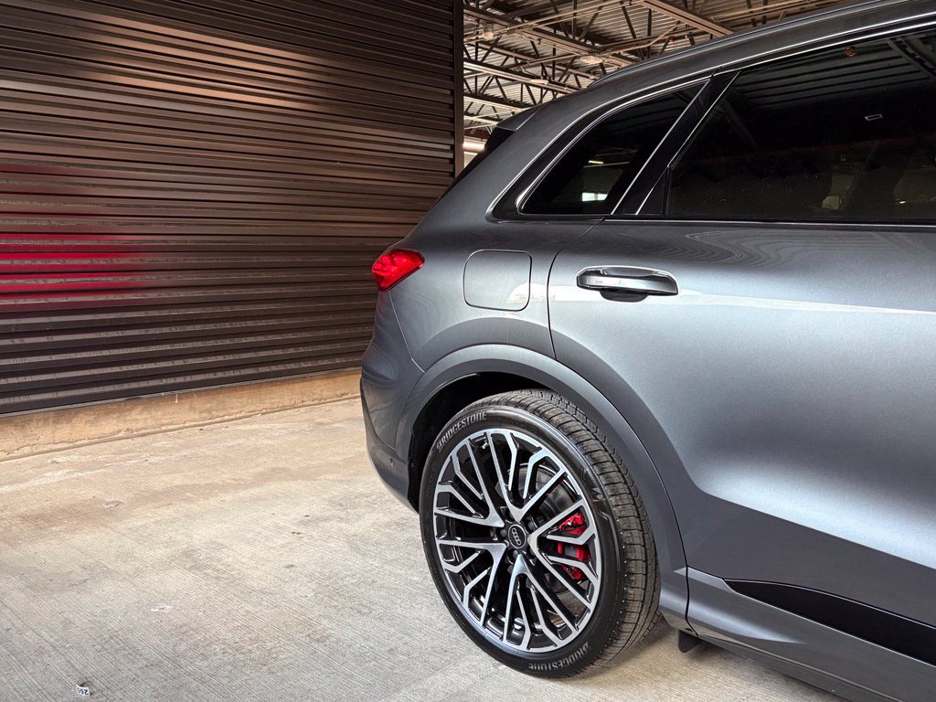 New 2026 Audi SQ5 Premium Plus AWD/4WD image 10