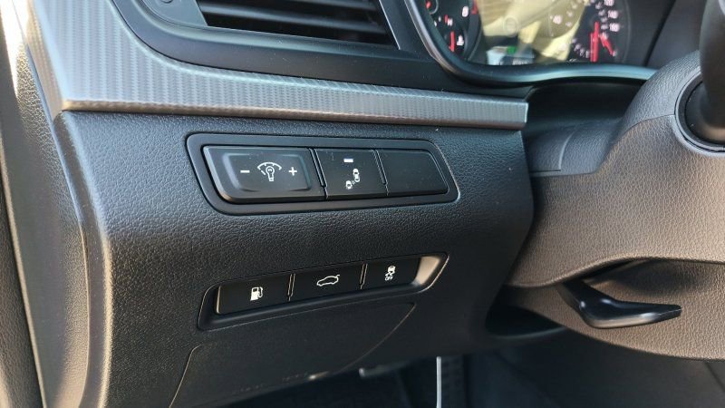 Used 2018 Hyundai Sonata Sport image 12